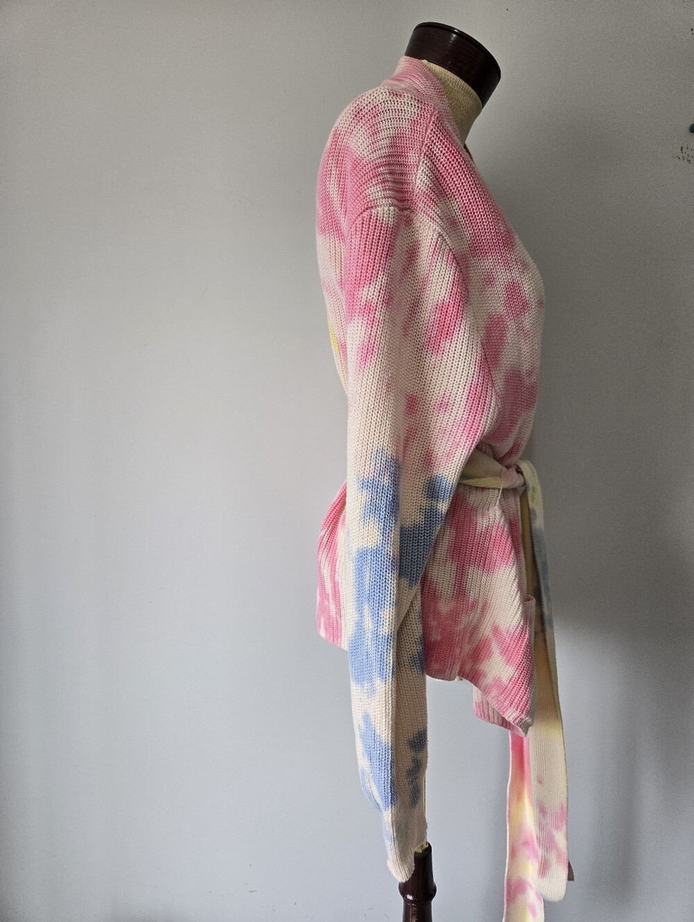 525 America Pastel Tie-Dye Cotton Knit Belted Cardigan. Size Large - Picture 7 of 13